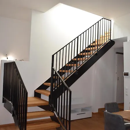 Stein Reich Oberwoelz Stadt