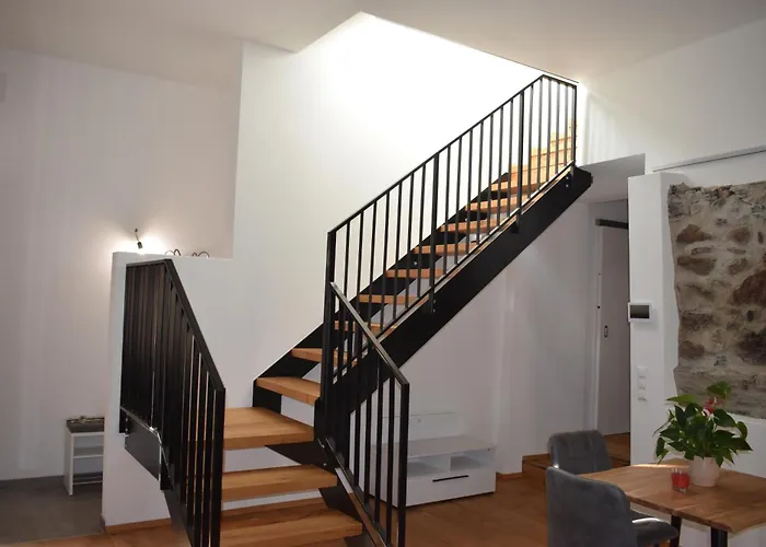 Stein Reich Oberwoelz Stadt